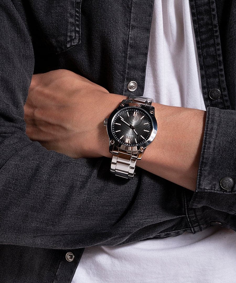 SILVER TONE CASE SILVER TONE STAINLESS STEEL WATCH