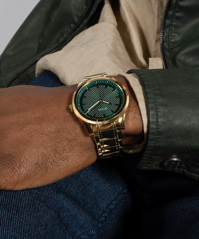 GUESS Mens Gold Tone Analog Watch-GW0626G2