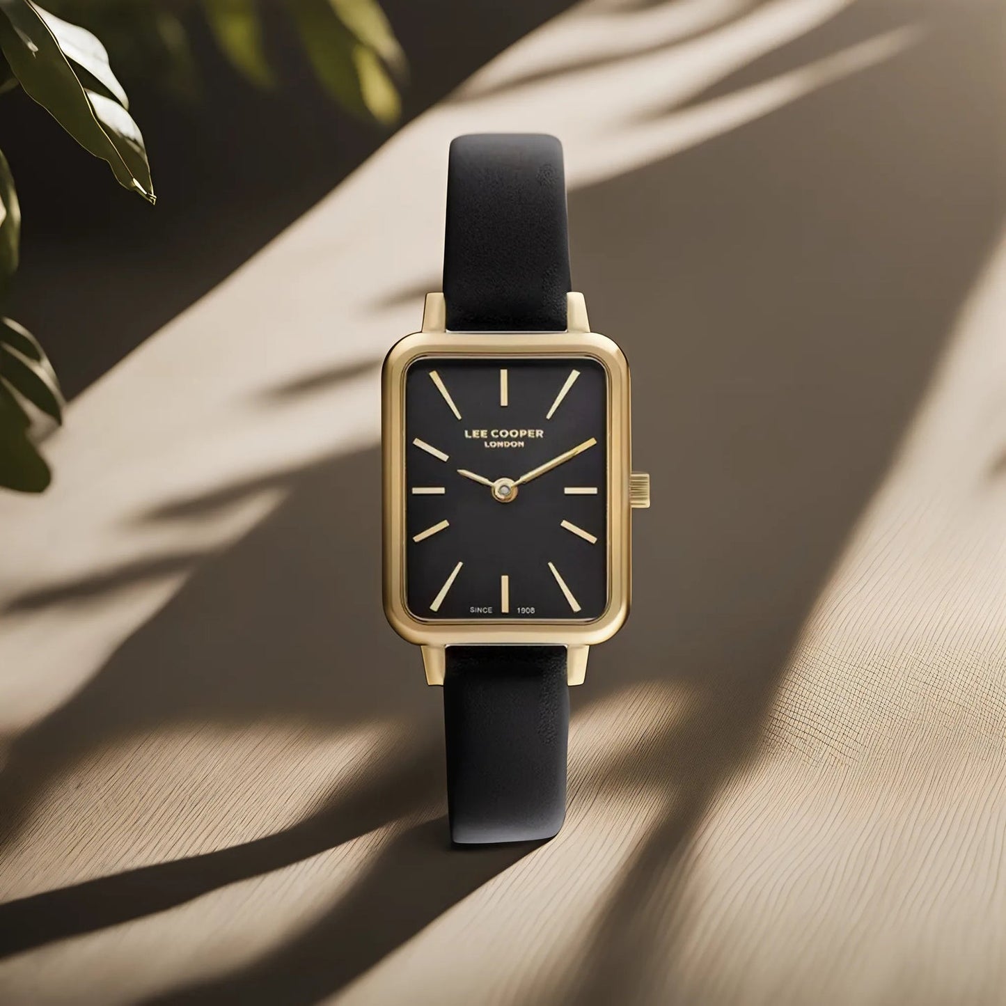 Analog Women's Watch - LC07814.451