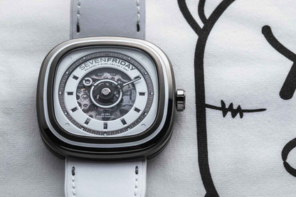 Sevenfriday T1/05 "White-T"