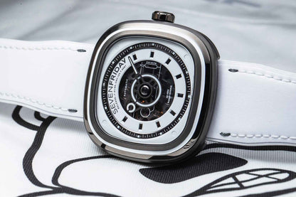 Sevenfriday T1/05 "White-T"
