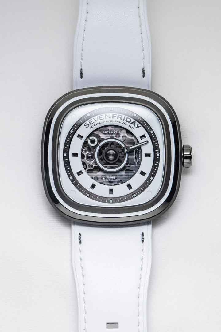 Sevenfriday T1/05 "White-T"