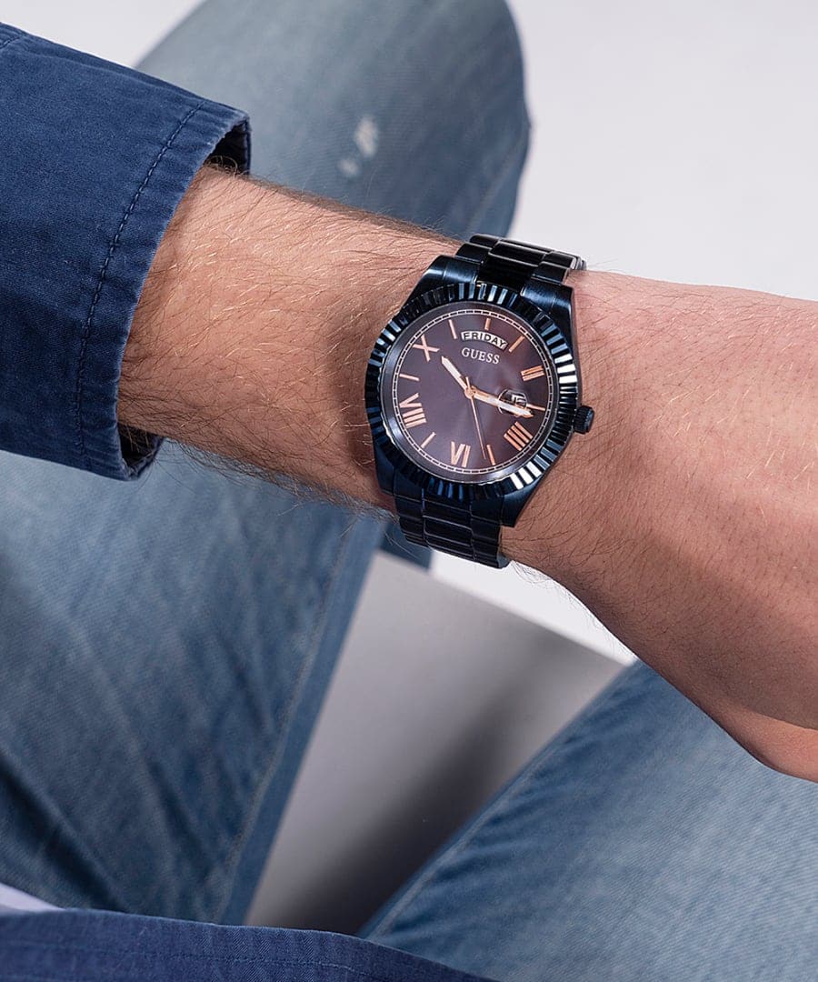 NAVY CASE NAVY STAINLESS STEEL WATCH