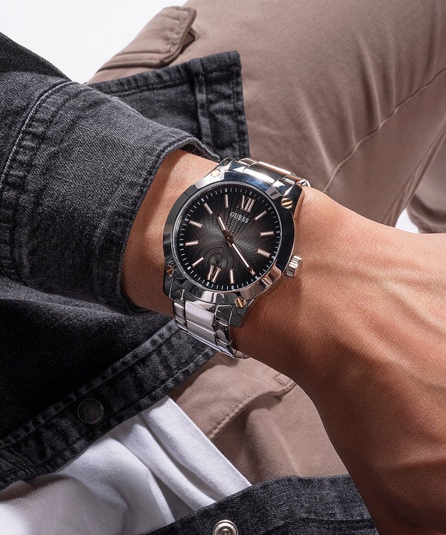 SILVER TONE CASE SILVER TONE STAINLESS STEEL WATCH