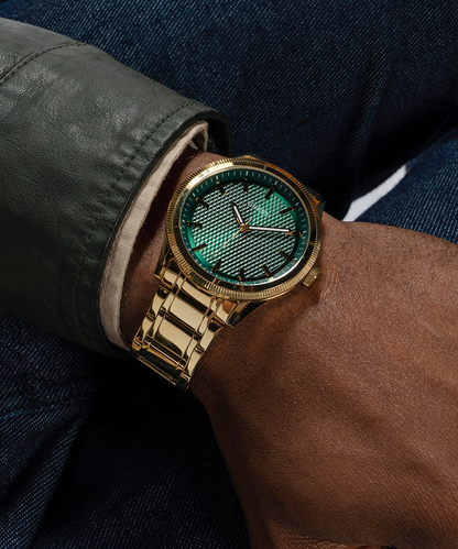 GUESS Mens Gold Tone Analog Watch-GW0626G2