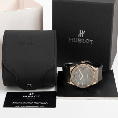 Classic Fusion Racing Grey 45mm in Titanium On Black Alligator Strap with Grey Dial 511.NX.7071.LR