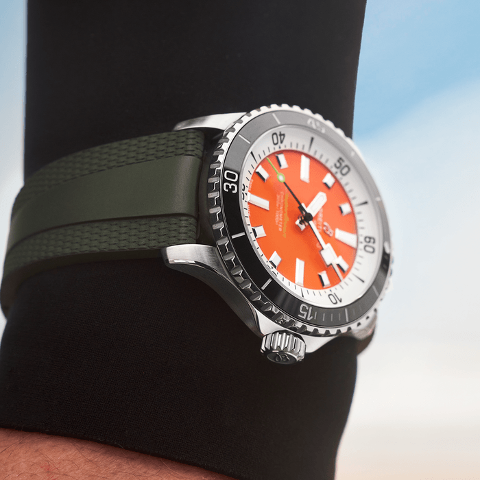 BREITLING SUPEROCEAN AUTOMATIC 42 KELLY SLATER LIMITED EDITION A173751A1O1S1